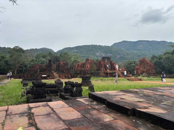 マレーシアから気軽に行けるベトナム②｜ミーソン遺跡とホイアンのランタンフェスティバル