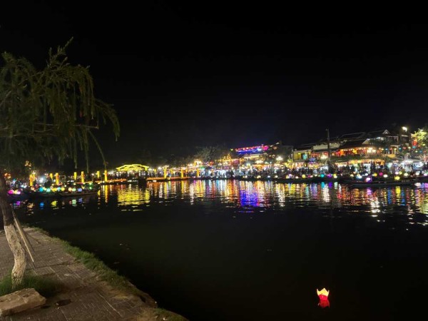 マレーシアから気軽に行けるベトナム②｜ミーソン遺跡とホイアンのランタンフェスティバル