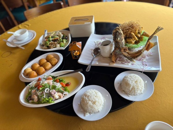 【ランカウイ】おすすめスポット①｜海を眺めながら食べる絶品シーフード！Fish Farm Restaurant & Resort 