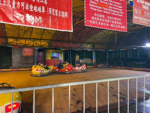 マレーシア移住後の週末の楽しみ。ポートディクソンの「移動式遊園地」でローカルの熱気に触れる！